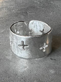 M.A+ Thick Multiple Cross Cut Ring